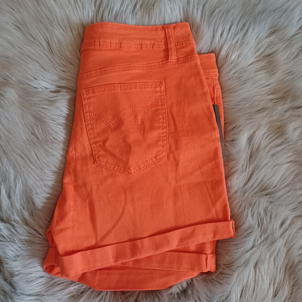 Signature Studio New Orange Chino Shorts Size 16 - Picture 3 of 6